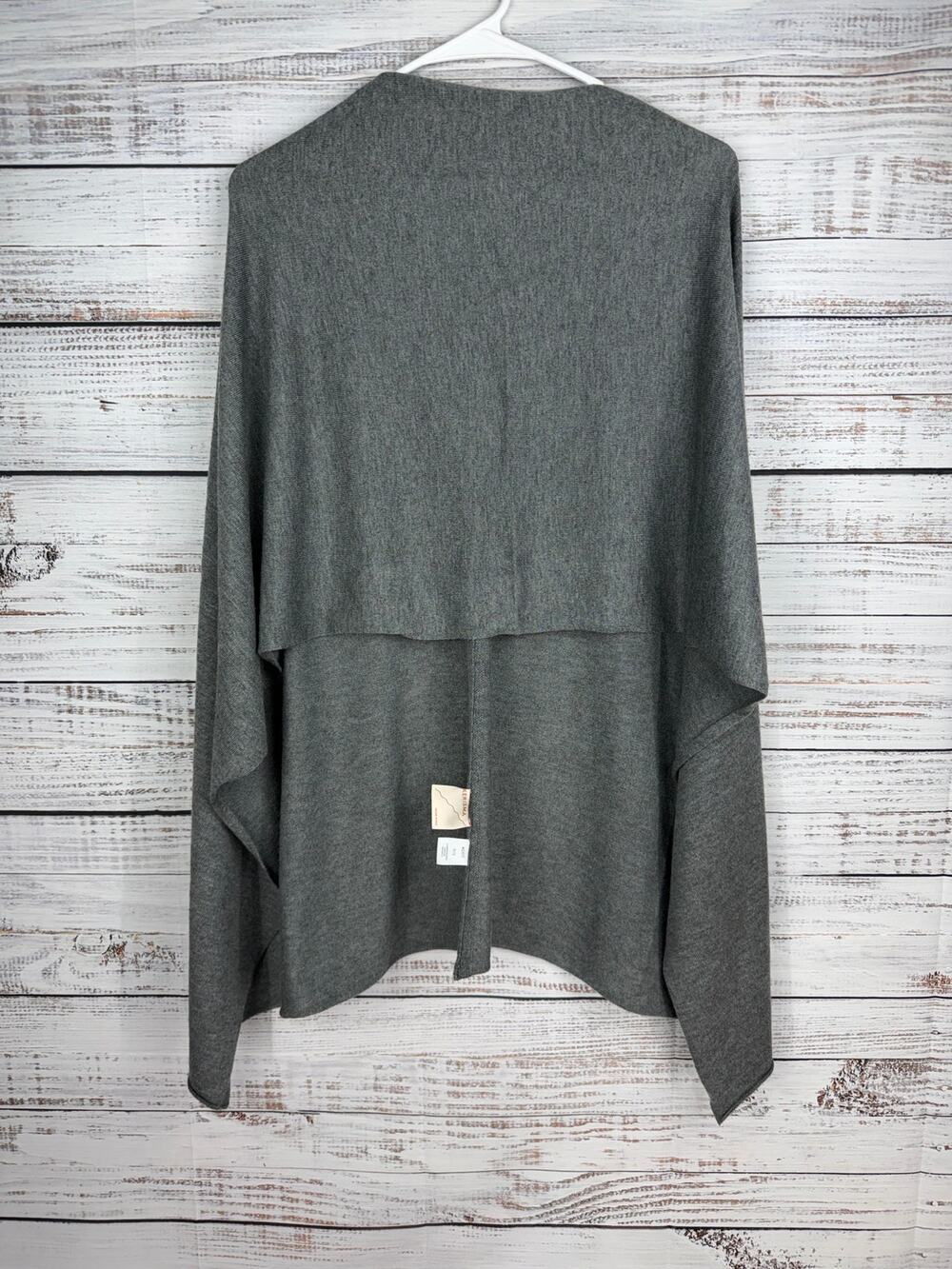 Kerisma Eden Poncho Sweater Gray Wool Minimalist Neutral Lagenlook Layer Fall OS